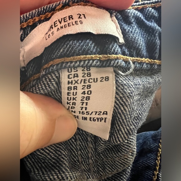 Forever 21 Womens Blue Cut Offs Raw Hem Jean Shorts Size 28 - Picture 4 of 4